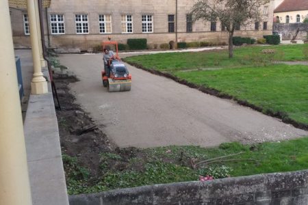 8a8ce27f-d94e-4e19-a298-5daf6a550433