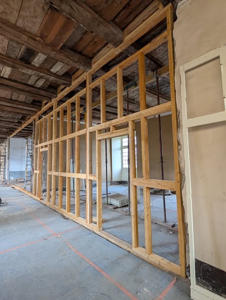 structure bois galerie abbaye luxeuil